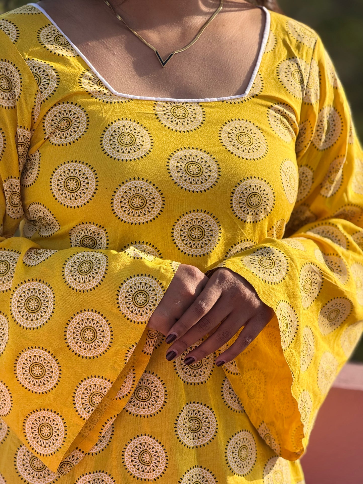 Surajmukhi/सूरजमुखी