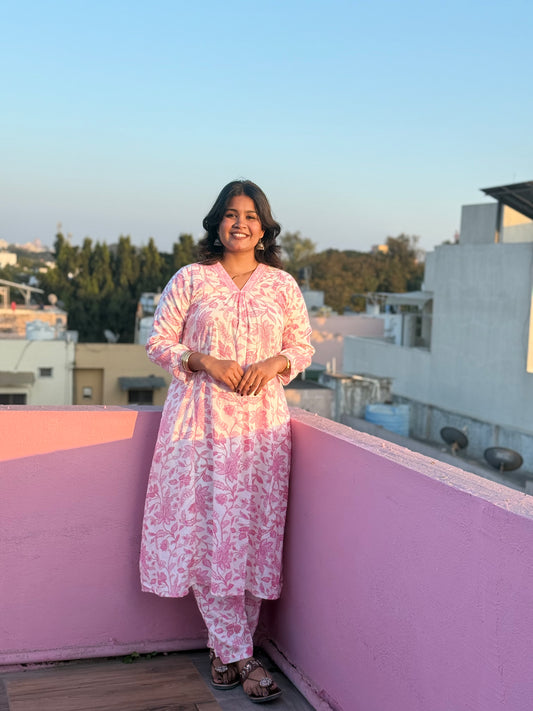 Pankhuri/ पंखुड़ी