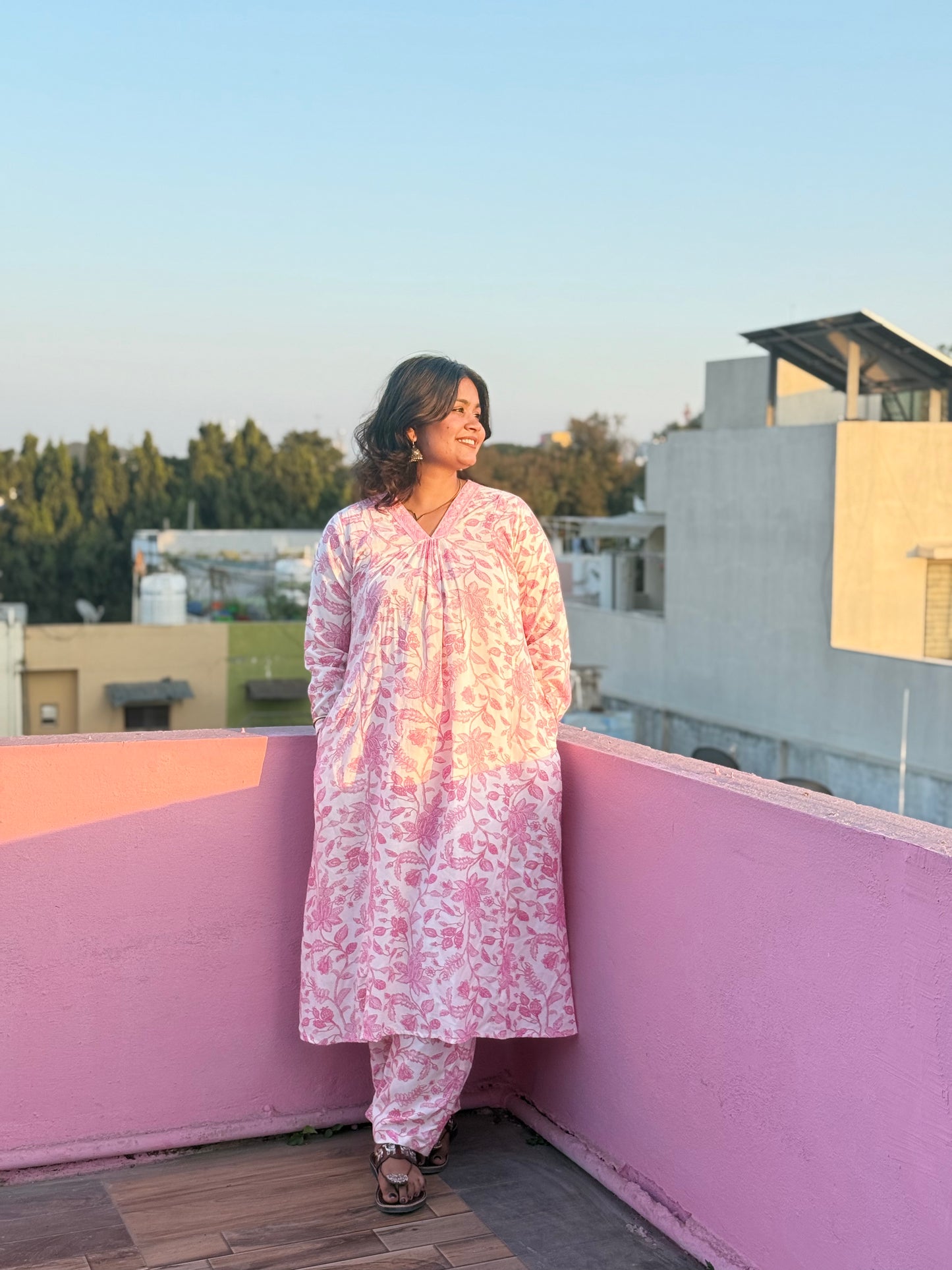 Pankhuri/ पंखुड़ी